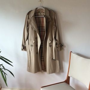 Burberry Trench Light/Thin Material